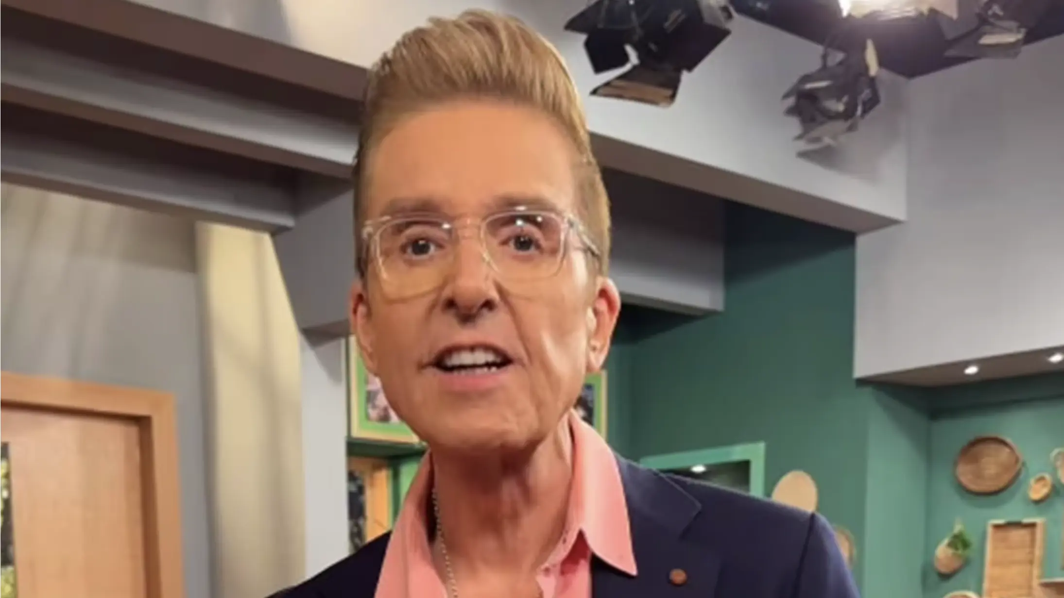 <php echo $entry->entry_title;?>